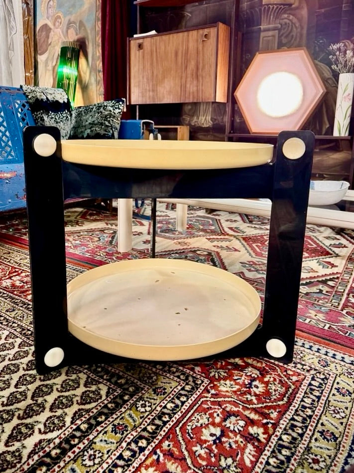 Vintage 1970s Side Table by Luigi Massoni for Guzzini - Italian Design Classic