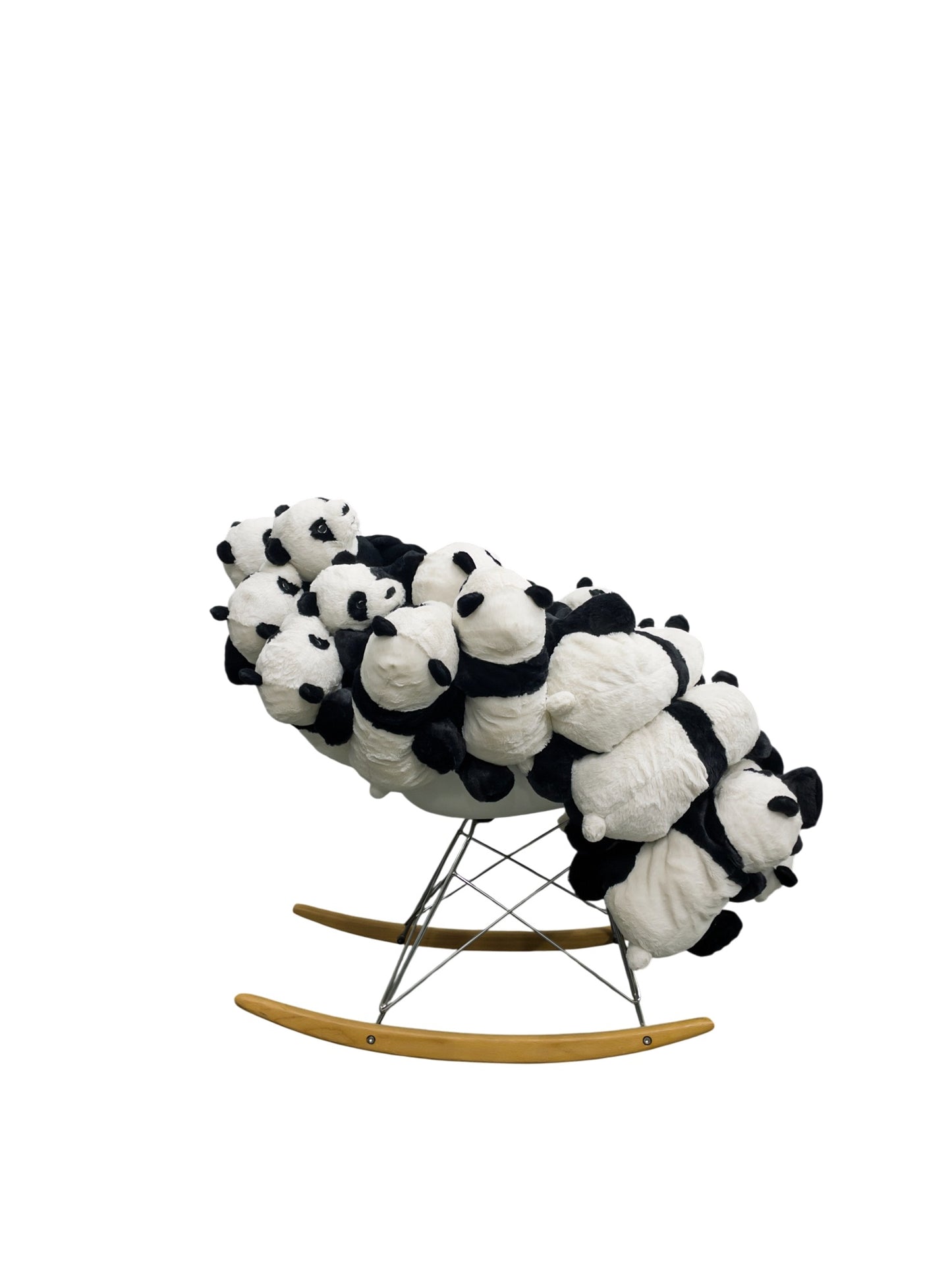 Pandas Rocking Chair by La Basílica Galería, 2019