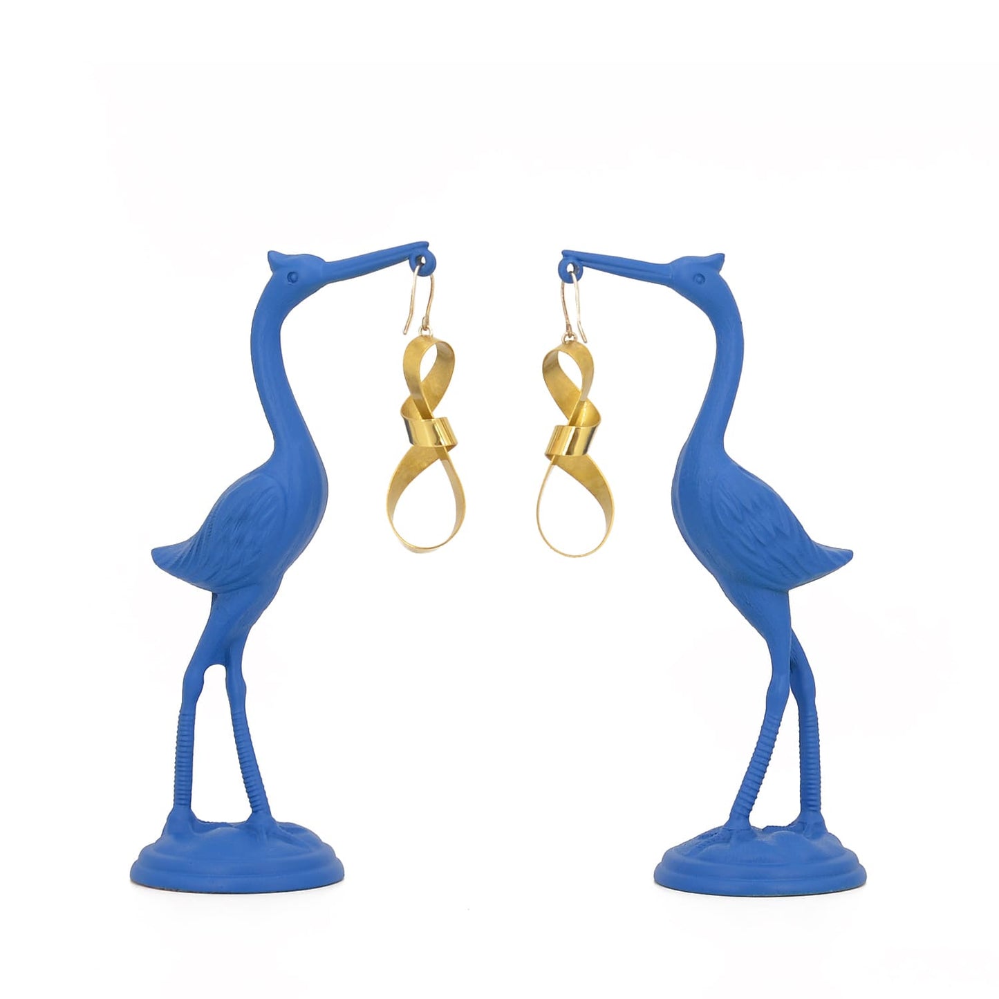 Infinite loop earrings