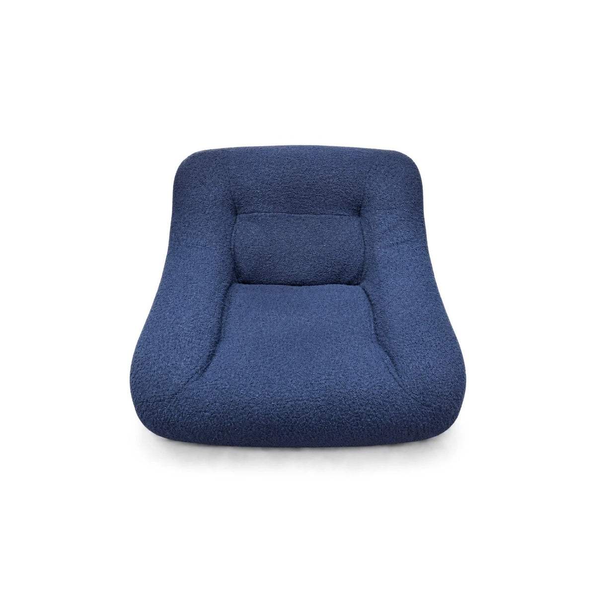 Butaca vintage azul vista de frente, con asiento y respaldo acolchados