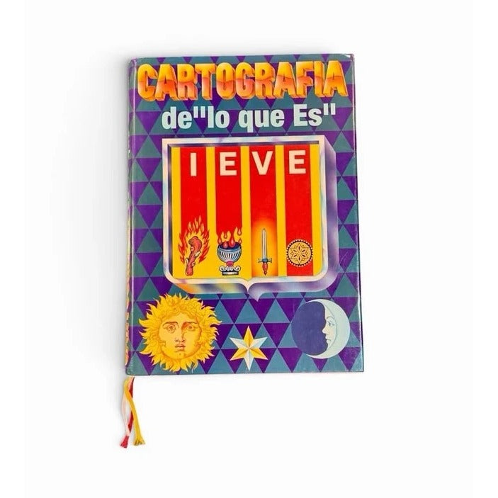 Libro Cartografía de lo que Es tapa dura diseño geométrico colorido sol luna símbolos esotéricos