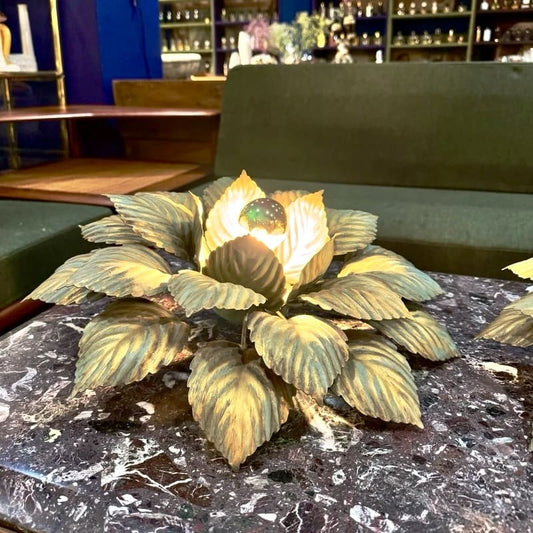 Vintage Flower-Shaped Lamp – 70s