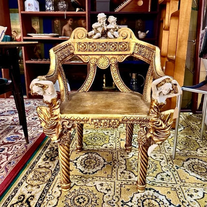 Silla dorada con Angeles y Ninfas