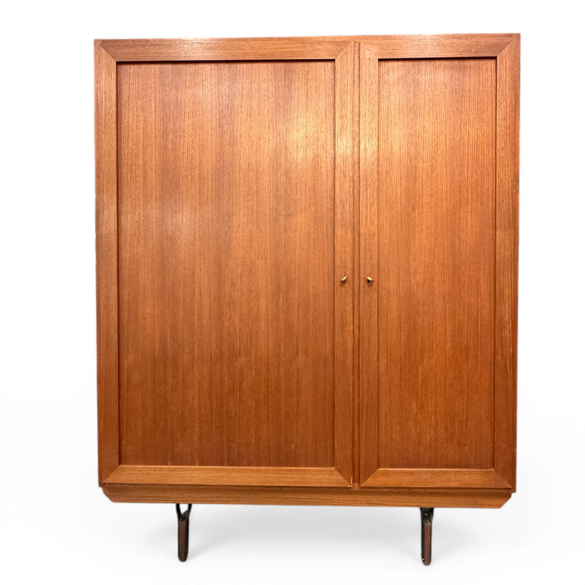 Armario vintage de Ico Parisi para Fratelli Reguitti en madera con dos puertas y patas metálicas