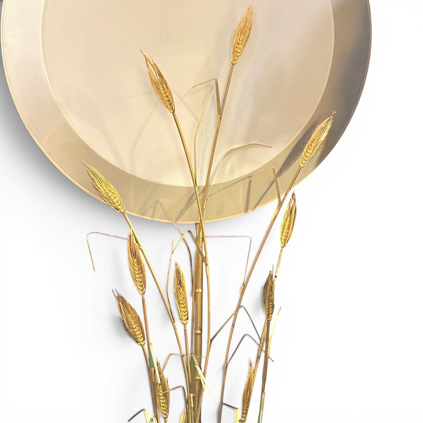 La Basilica Galeria brass wheat sheaf floor lamp with rear reflector disc, 1980s Italian design.